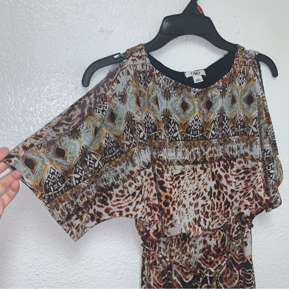 Cato maxi dress size S. Abstract Animal print. Open Sleeve. Rushed Waist - Picture 4 of 8